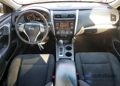 2015 Nissan Altima 2.5 z USA, uszkodzony, nr VIN 1N4AL3AP3FC266750